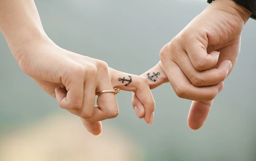 申請(qǐng)美國(guó)結(jié)婚移民,多久能拿綠卡?